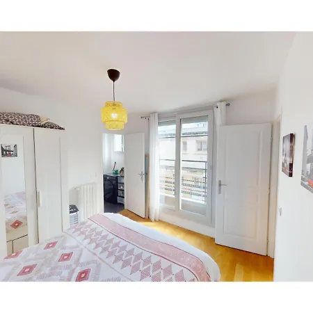 Апартаменты Joivy Deluxe Flat Near The Eiffel Tower