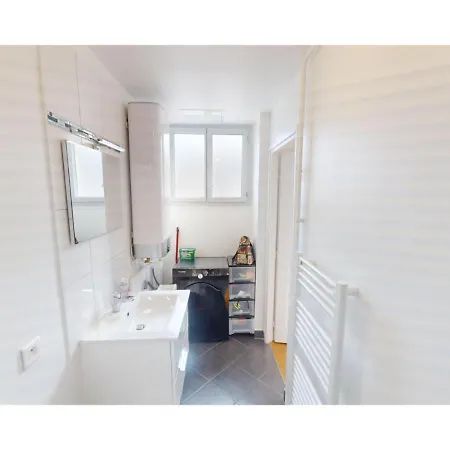 Апартаменты Joivy Deluxe Flat Near The Eiffel Tower Париж